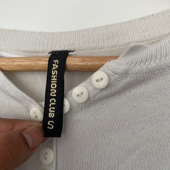 White long sleeve button-down sweater - Picture 3 of 6